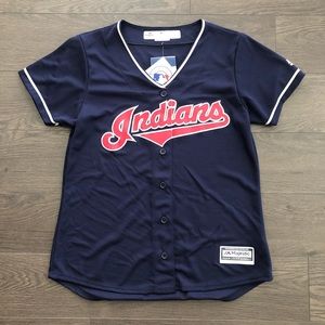 Women’s Cleveland Indians jersey size medium